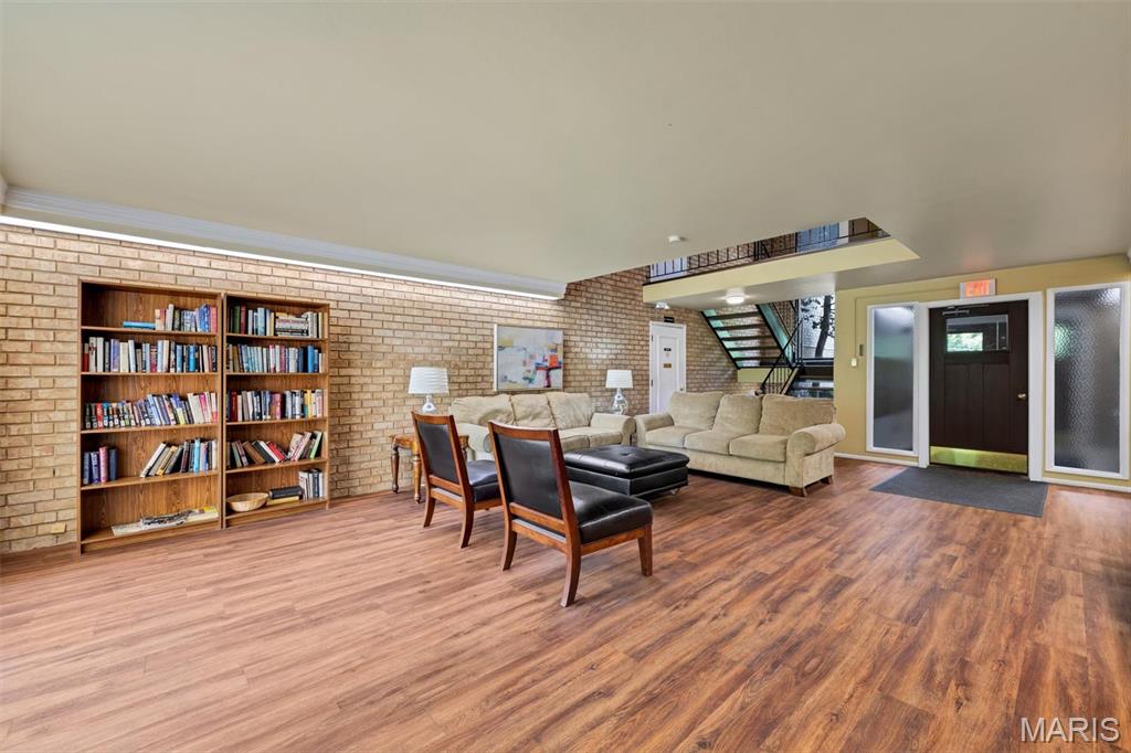 Chestnut Run Condo - Residential