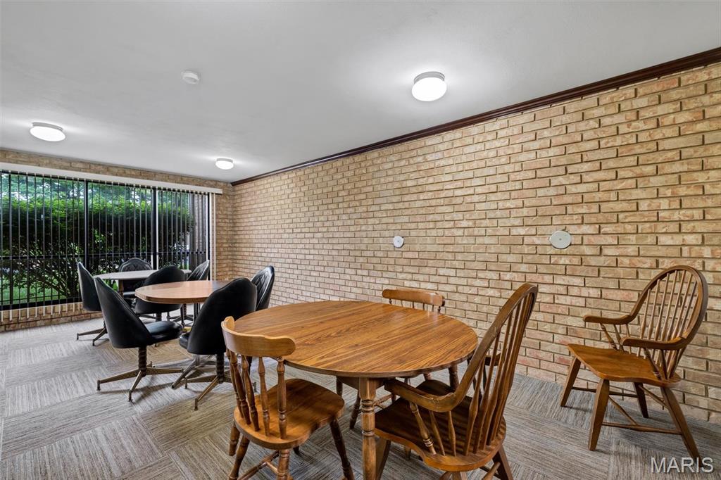 Chestnut Run Condo - Residential
