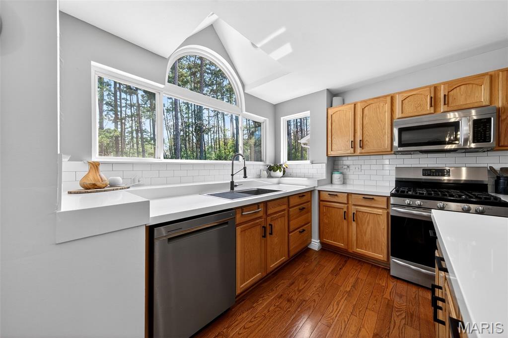 Bluffs at Romaine - Residential