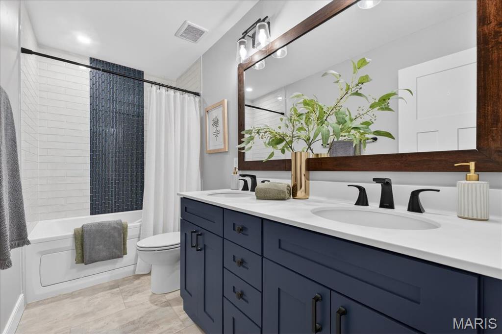 Penny Lane #6 - Residential