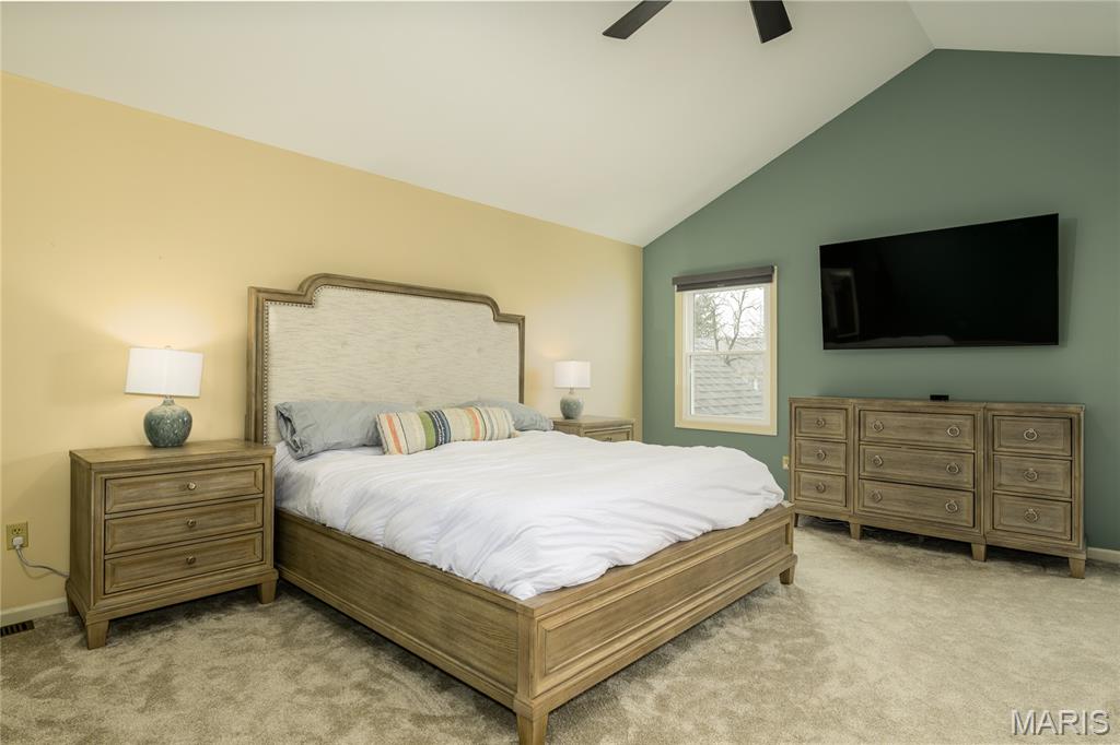 White Gate Farms Condo Amd - Residential