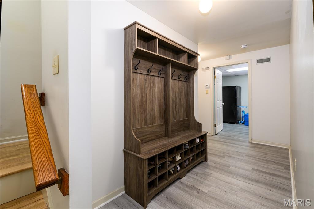 White Gate Farms Condo Amd - Residential