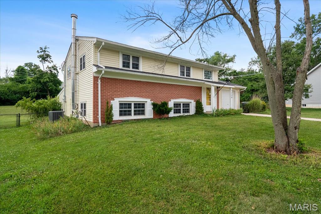 1239 Vero Lane