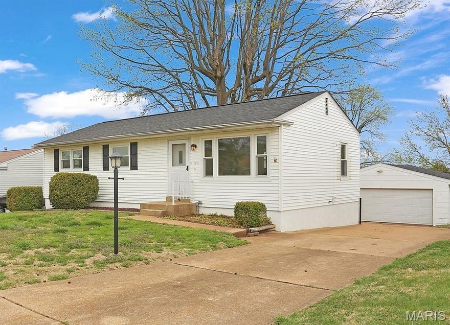 Welcome to 11125 Pine Forest Drive in St. Louis—an inviting and well-maintained home offering comfortable living in a desirable location. This charming residence features 3 bedrooms and 2 bathrooms with approximately 1,500 sq. ft. of living space, thoughtfully designed for both everyday living and entertaining.
Step inside to find a spacious living room filled with natural light, complemented by warm flooring and a functional layout. The kitchen offers ample cabinet space, modern appliances, and a convenient dining area perfect for gatherings. Just beyond, a cozy living room provides additional space to relax, with easy access to the backyard.
Additional features include updated flooring, neutral finishes throughout, the peace of mind of a new roof, and a 2-car detached garage offering plenty of storage and parking. The home also boasts energy-efficient windows and a well-maintained exterior.
The finished basement expands your living space with a versatile area perfect for a recreation room, home office, or guest space, and includes walk-out access to the backyard—ideal for seamless indoor-outdoor living.
Outside, enjoy a generous backyard ideal for entertaining, gardening, or simply unwinding. The property includes a private driveway along with the detached garage for ample parking options.
Located in a quiet, established neighborhood within the highly regarded Lindbergh School District, this home offers access to top-rated schools along with easy access to major highways, shopping, dining, and nearby parks. With its many new updates, versatile layout, and excellent location, this move-in-ready home is a fantastic opportunity for a variety of buyers.