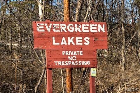 Evergreen Lakes - Land