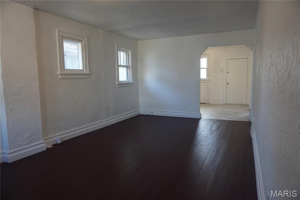 Photo of 3336 Oakdale Avenue, St Louis, MO 63121 (MLS # 26020666)