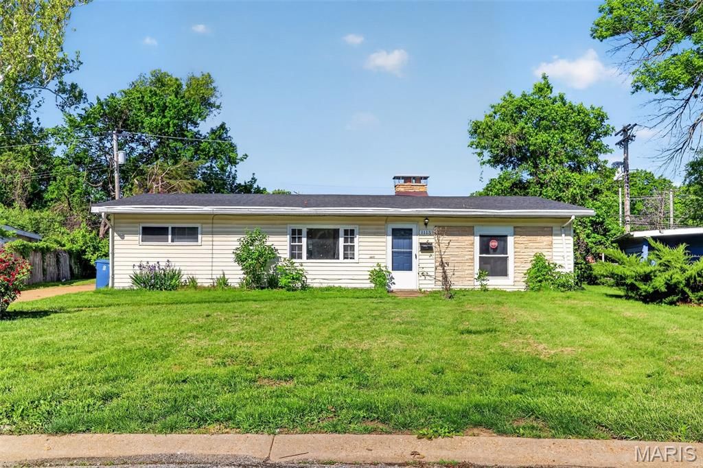 Photo of 1113 Haley Avenue, St Louis, MO 63121 (MLS # 26026290)