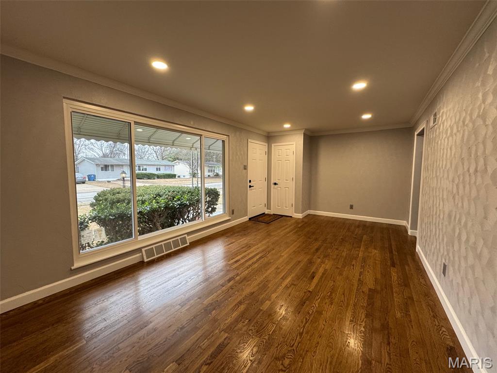 725 Hazelvalley Drive