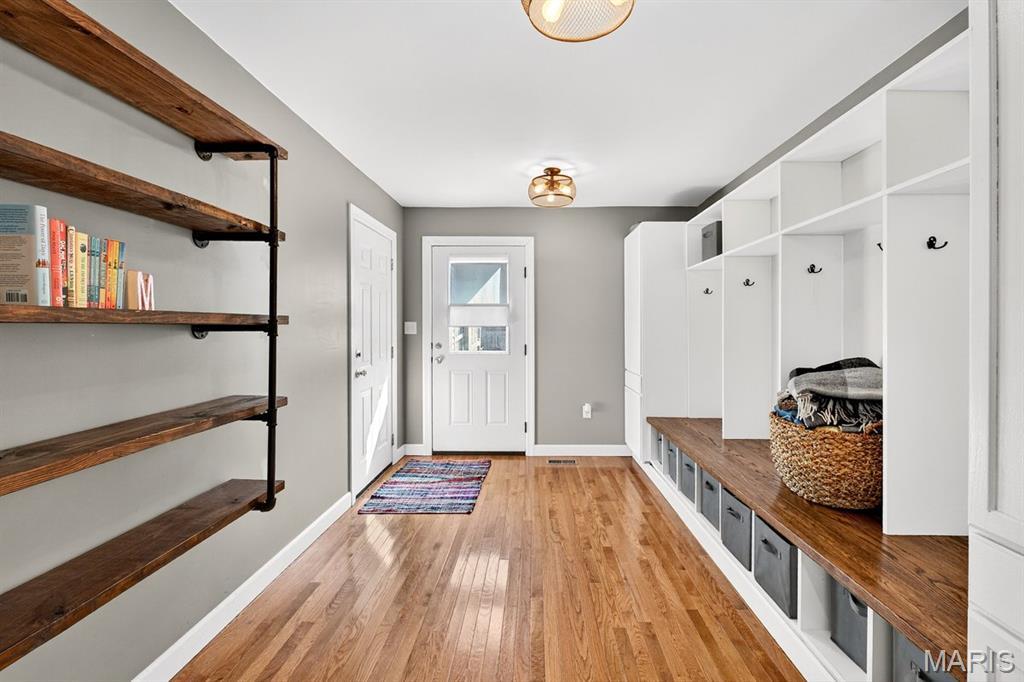 St Louis, Missouri 63119, United States, 3 Bedrooms Bedrooms, ,3 BathroomsBathrooms,Residential,Coming Soon,184699