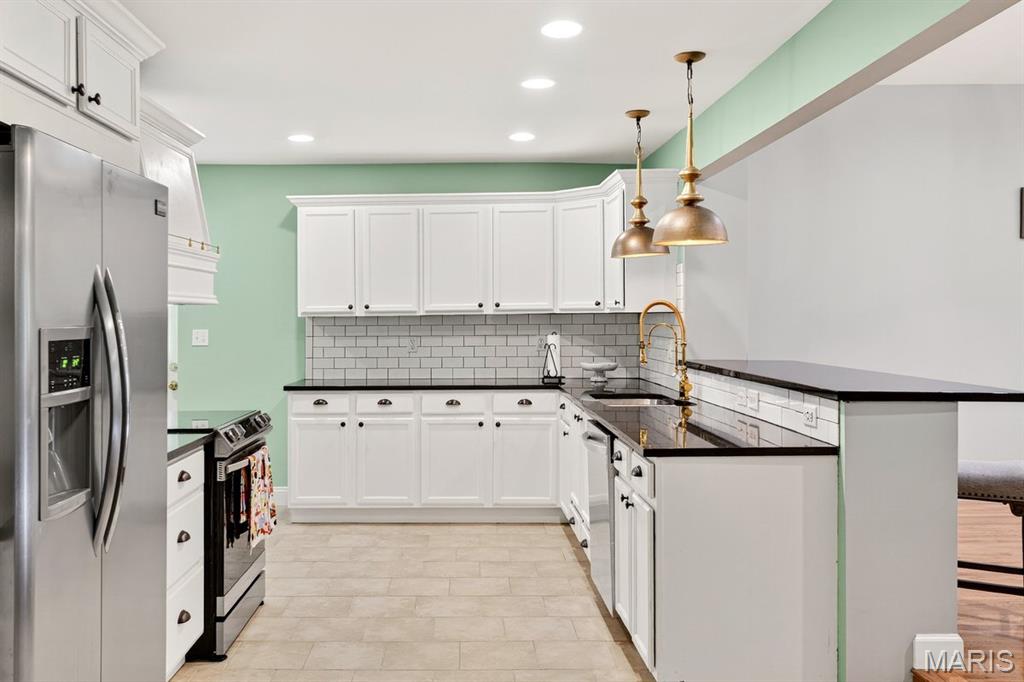 St Louis, Missouri 63119, United States, 3 Bedrooms Bedrooms, ,3 BathroomsBathrooms,Residential,Coming Soon,184699