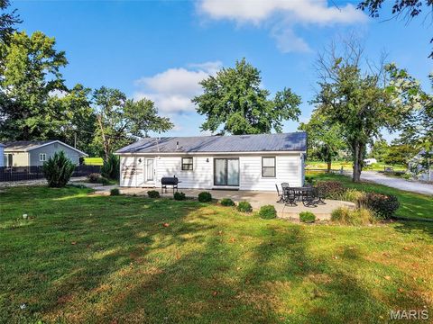 Tiny photo for 140 N Ethlyn Road, Winfield, MO 63389 (MLS # 25056759)