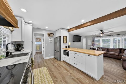 Tiny photo for 140 N Ethlyn Road, Winfield, MO 63389 (MLS # 25056759)