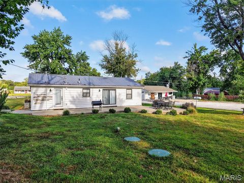 Tiny photo for 140 N Ethlyn Road, Winfield, MO 63389 (MLS # 25056759)
