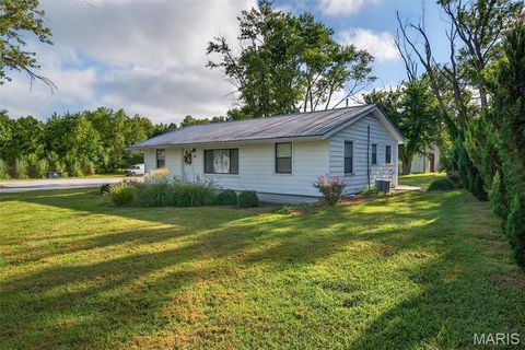 Tiny photo for 140 N Ethlyn Road, Winfield, MO 63389 (MLS # 25056759)