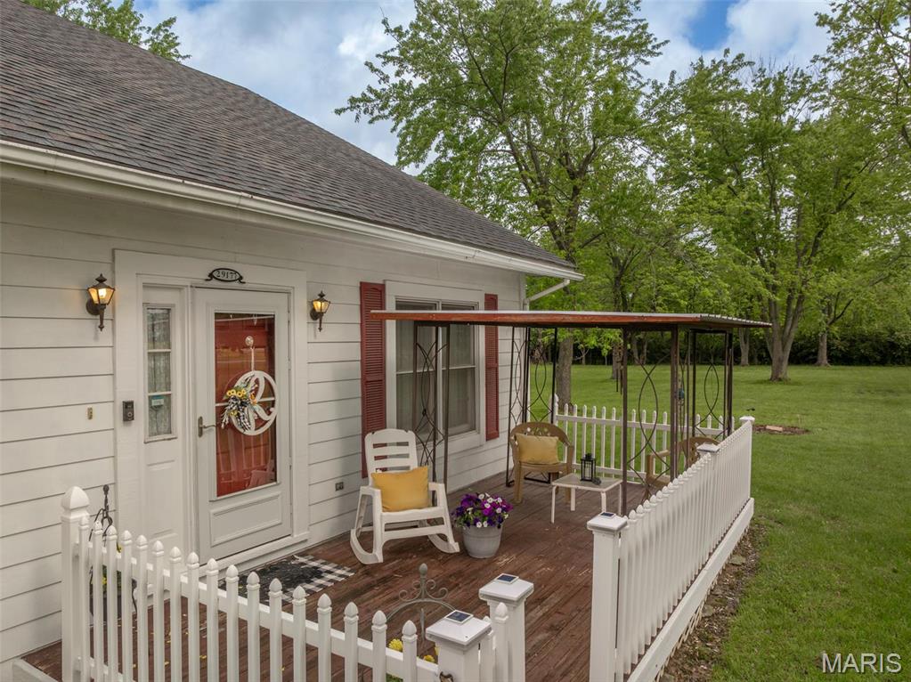 29177 N Stringtown Road 93