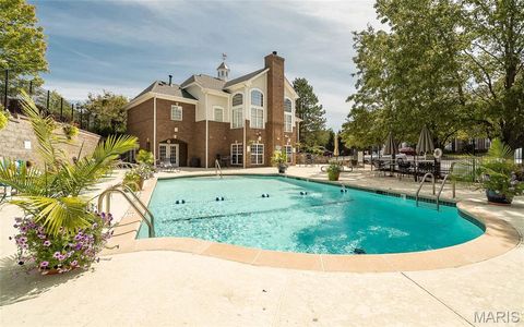 Tiny photo for 13115 Mill Crossing Court #307, Creve Coeur, MO 63141 (MLS # 25081432)