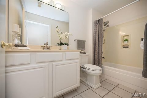 Tiny photo for 13115 Mill Crossing Court #307, Creve Coeur, MO 63141 (MLS # 25081432)