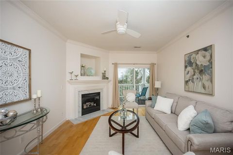 Tiny photo for 13115 Mill Crossing Court #307, Creve Coeur, MO 63141 (MLS # 25081432)