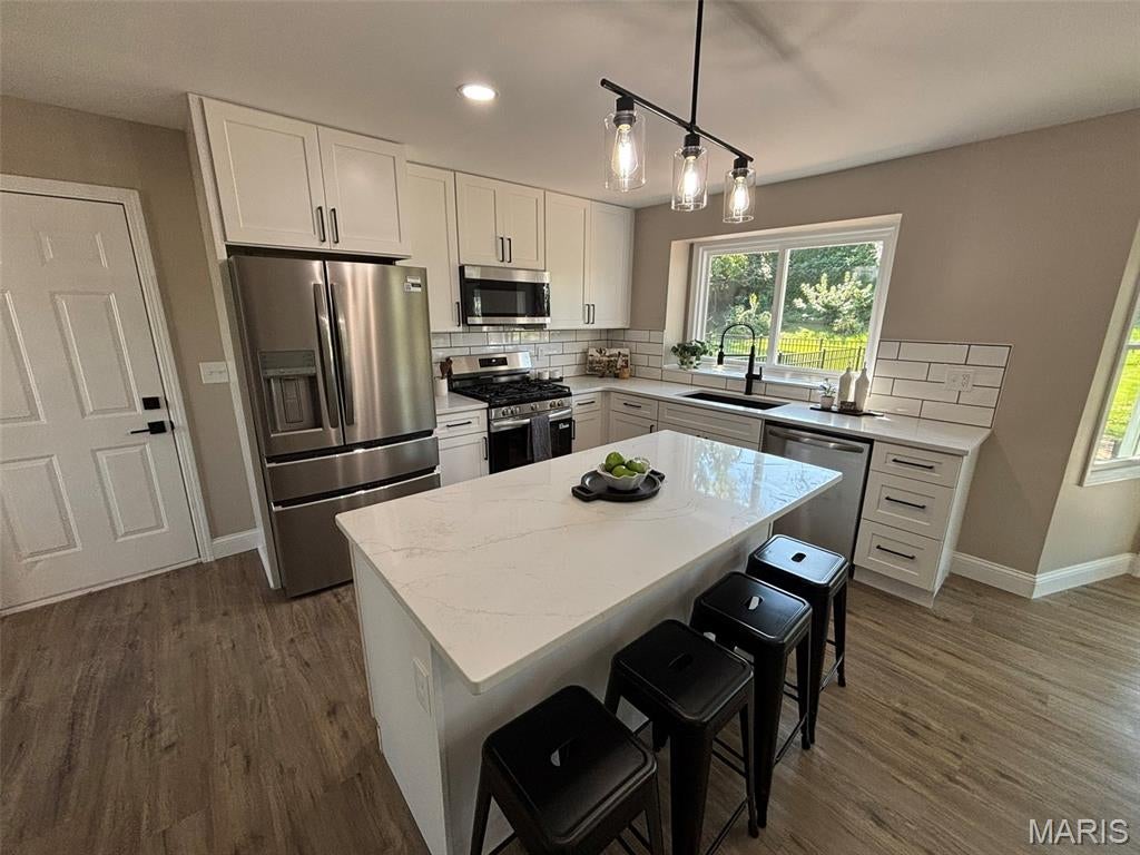1917 Dovercliff Court