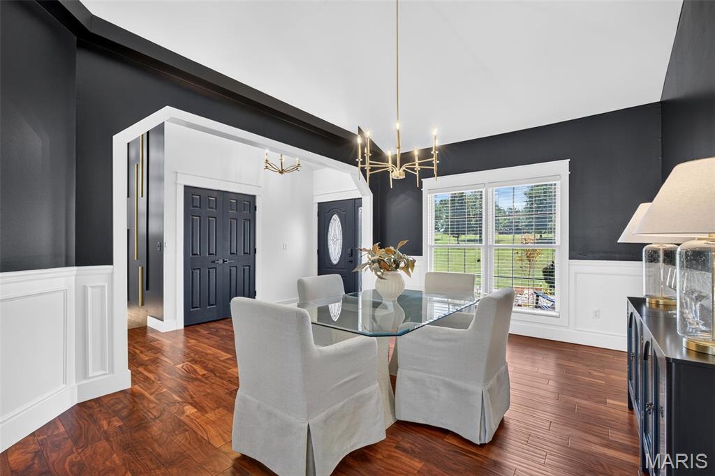 512 Meadowfield Lane