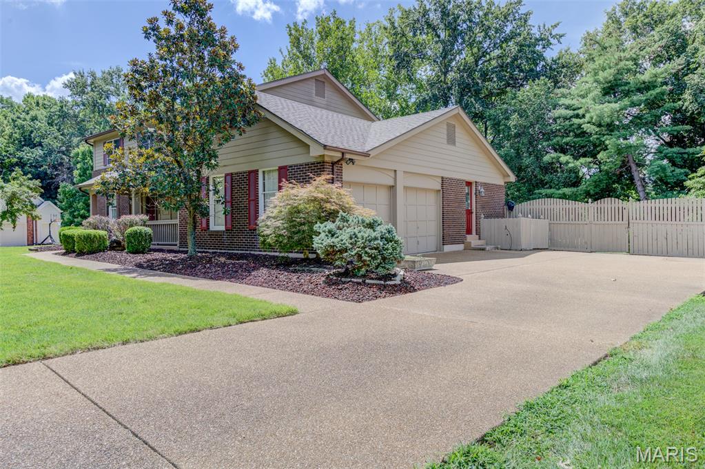 12504 Sunset Greens Drive