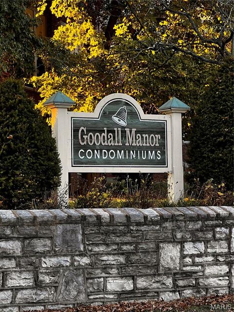 Tiny photo for 539 Colebrook Drive #B, Webster Groves, MO 63119 (MLS # 25074691)