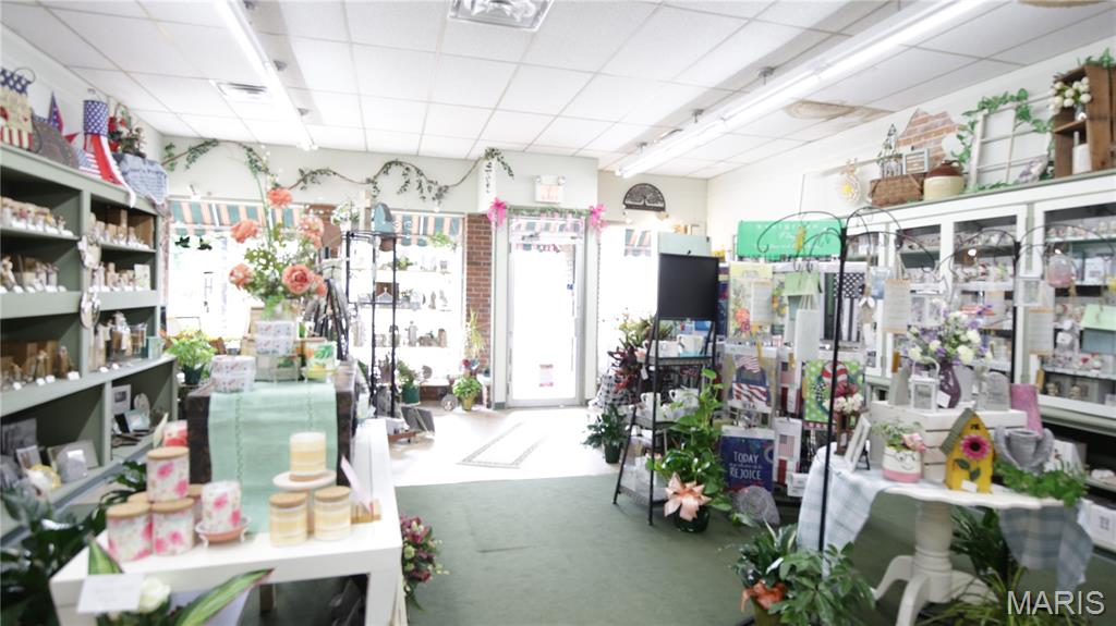 none - Commercial Sale