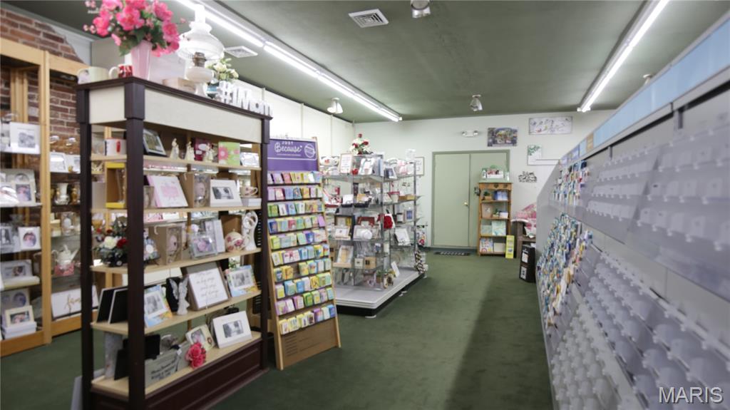 none - Commercial Sale