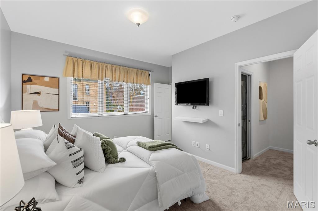 Lafayette Square - Residential