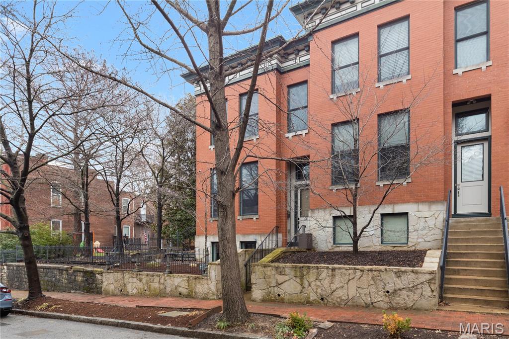 Lafayette Square - Residential