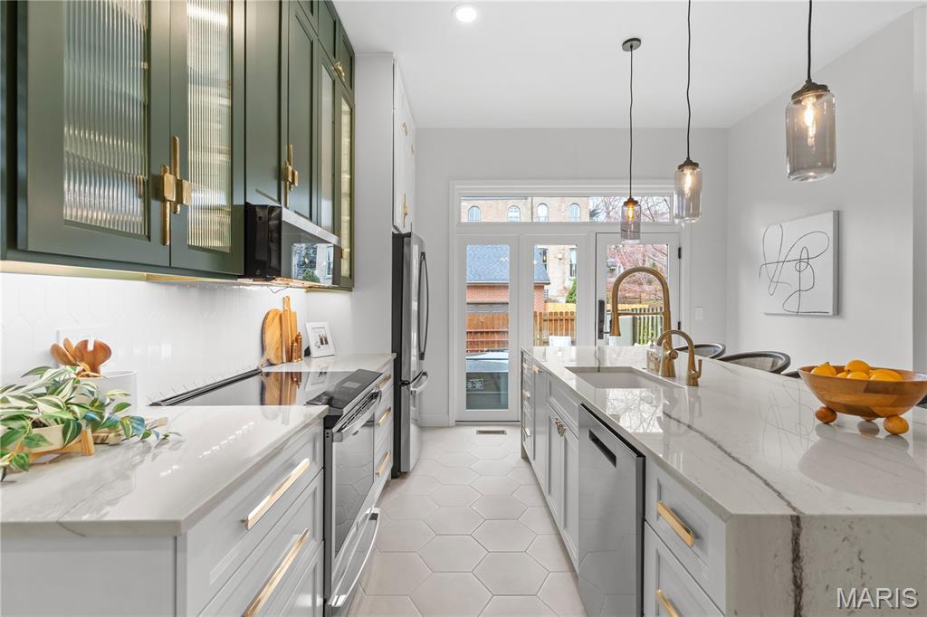 Lafayette Square - Residential