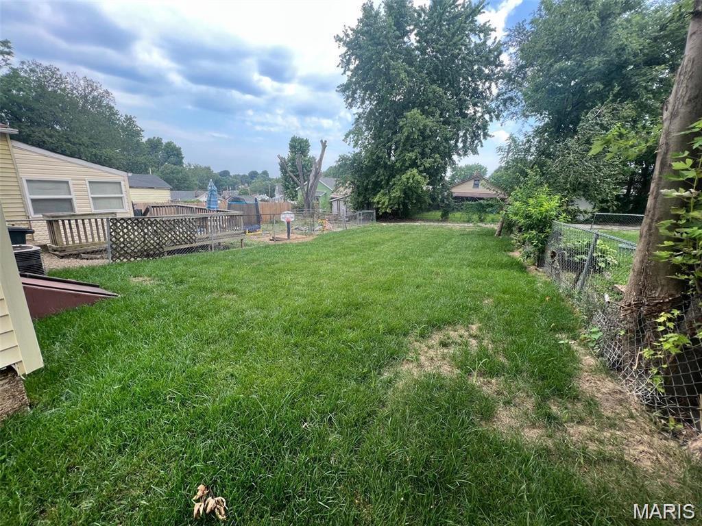 115 W Cartwright Avenue