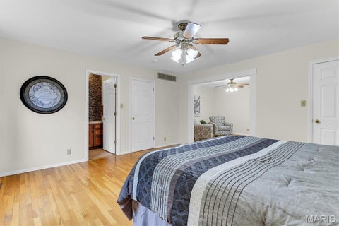 Tiny photo for 216 Trailtop Court, Chesterfield, MO 63017 (MLS # 26065563)
