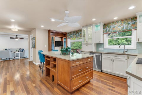 Tiny photo for 216 Trailtop Court, Chesterfield, MO 63017 (MLS # 26065563)