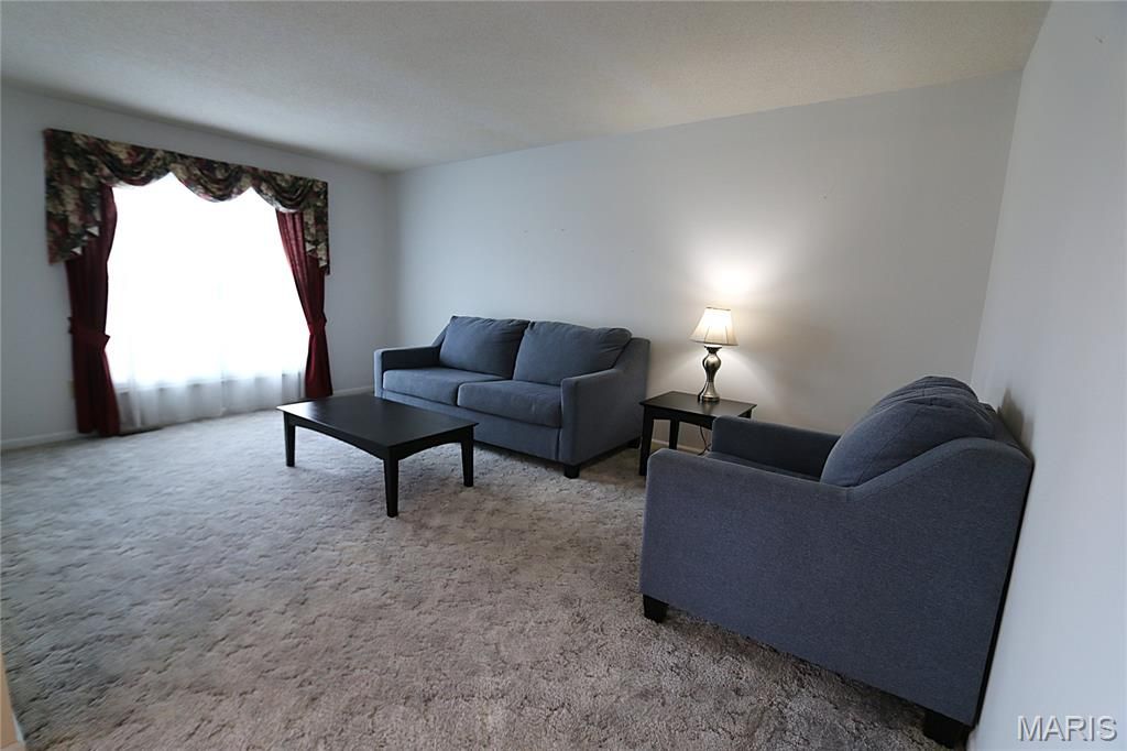 Photo of 817 Greenridge Lane, St Peters, MO 63376 (MLS # 26014116)