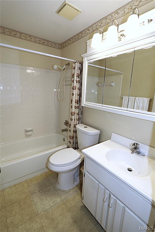 Country Lake Estate #1 - Residential