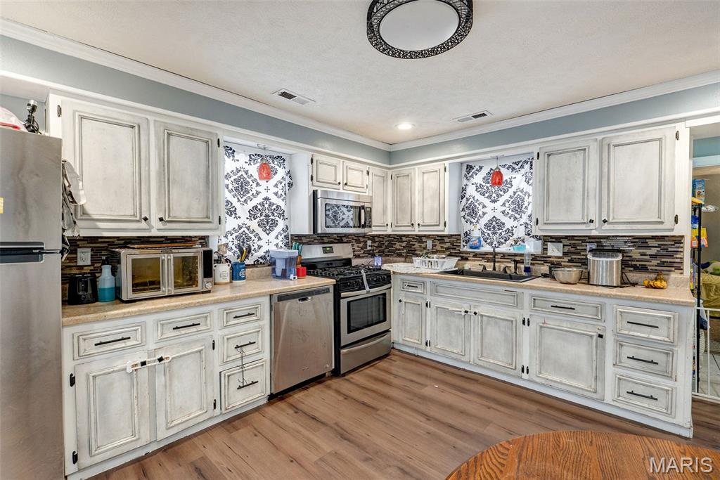 Park Manor - Residential