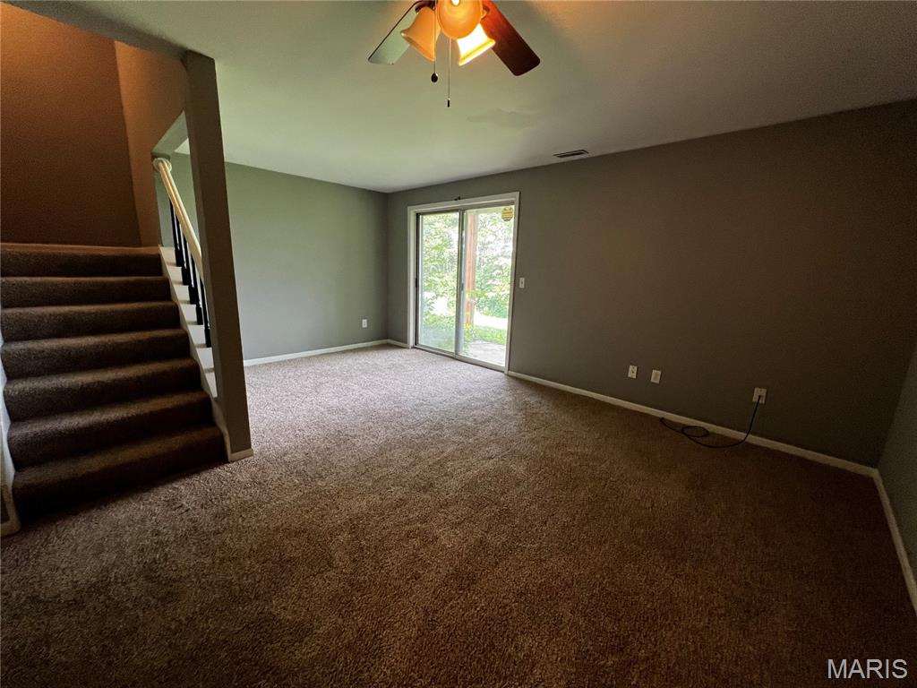 Woodlake Village Condos Ph5-B - Residential