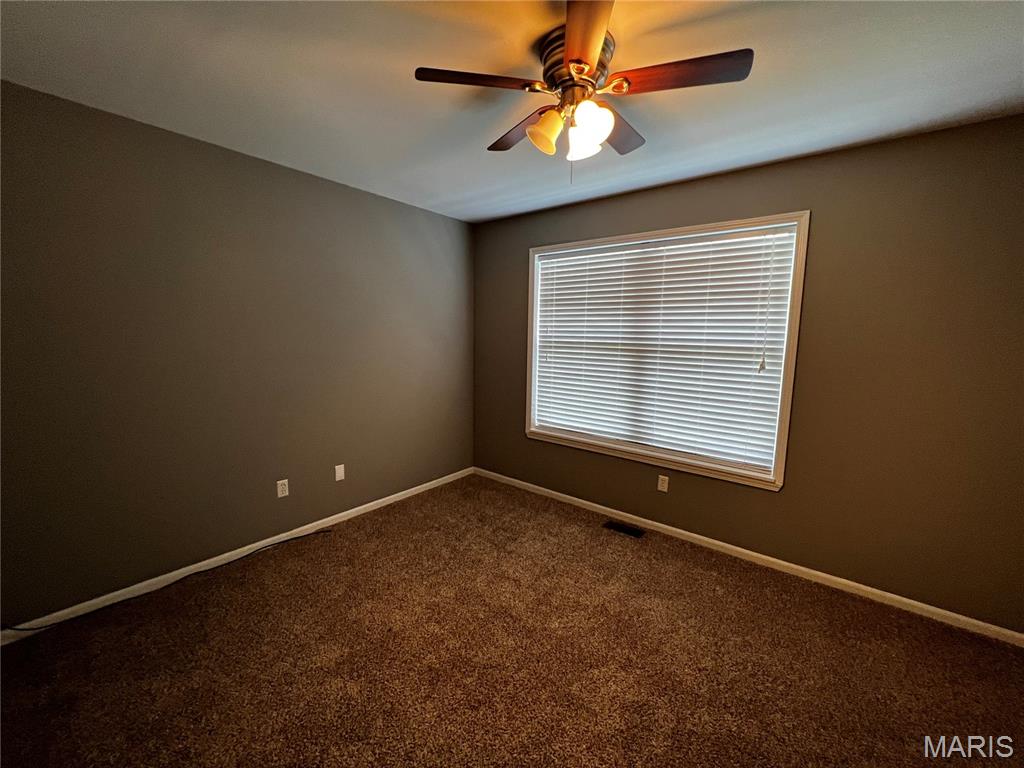 Woodlake Village Condos Ph5-B - Residential