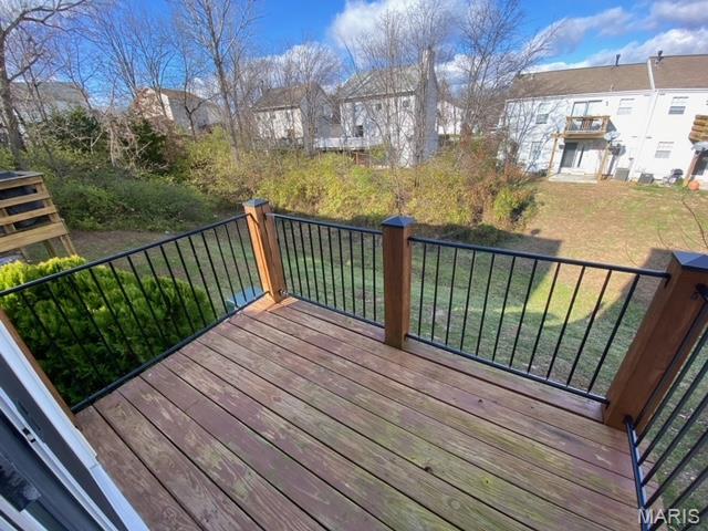 Woodlake Village Condos Ph5-B - Residential