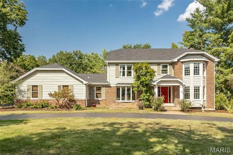 Photo of 16401 Wilson Farm Drive, Chesterfield, MO 63005 (MLS # 25067784)