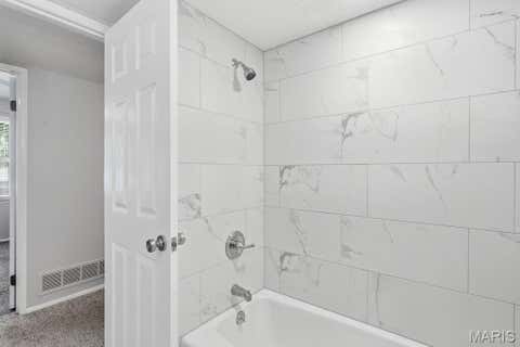 Tiny photo for 13423 Forestlac Drive, Chesterfield, MO 63141 (MLS # 26043068)