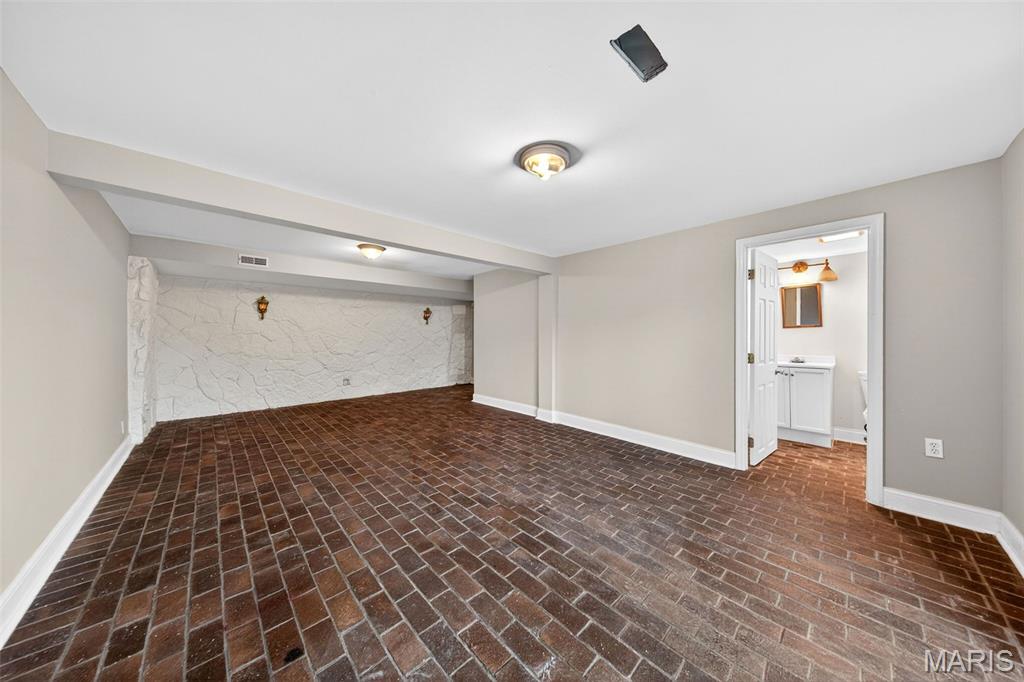 Braeshire 2 - Residential Lease