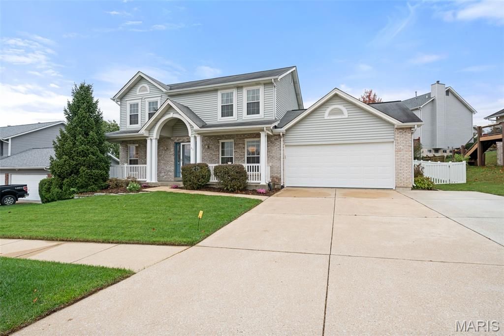 Photo of 40 Kentucky Blue Ridge Court, St Charles, MO 63303 (MLS # 26025023)