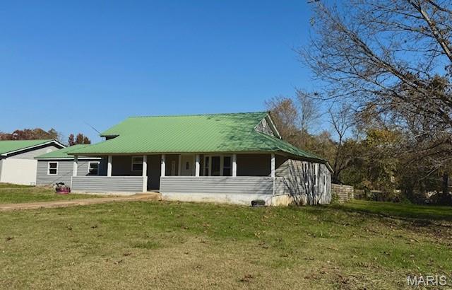 Photo 1 of 22 — 606 6th Street, Grandin, MO 63943
