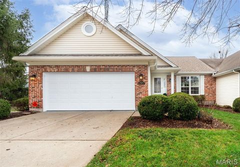 Photo of 13114 Walden Woods Court, Chesterfield, MO 63146 (MLS # 25078379)