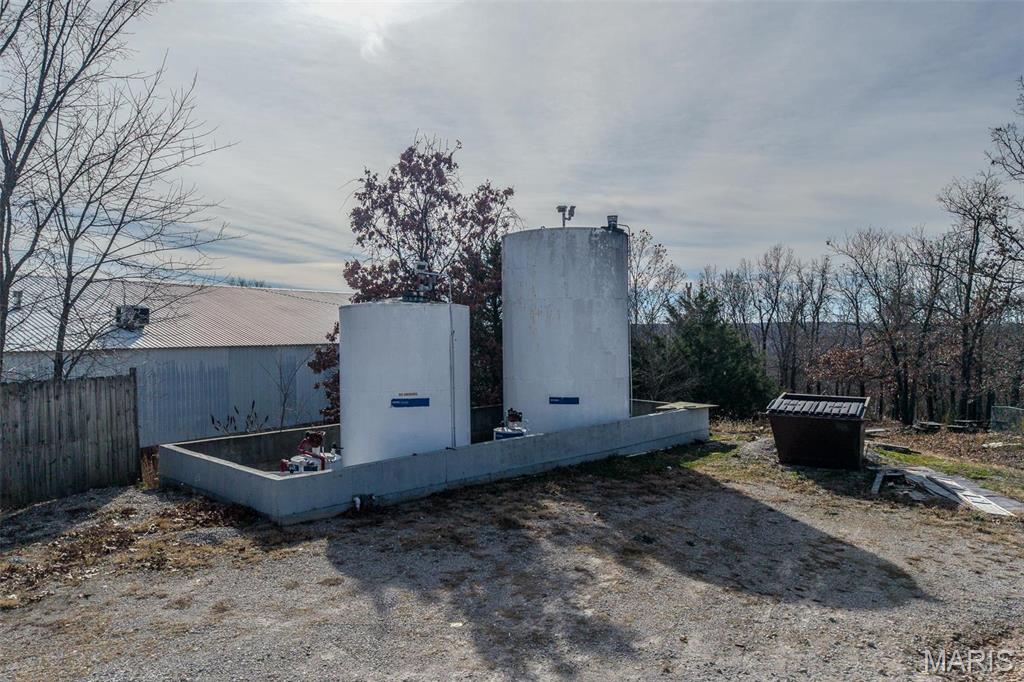 LEBANON - Commercial Sale