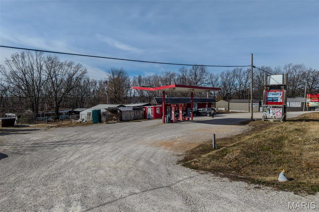 LEBANON - Commercial Sale