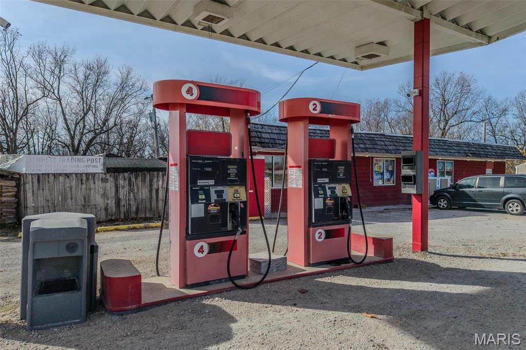 LEBANON - Commercial Sale