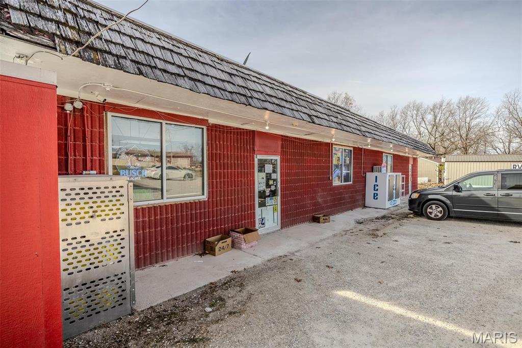 LEBANON - Commercial Sale